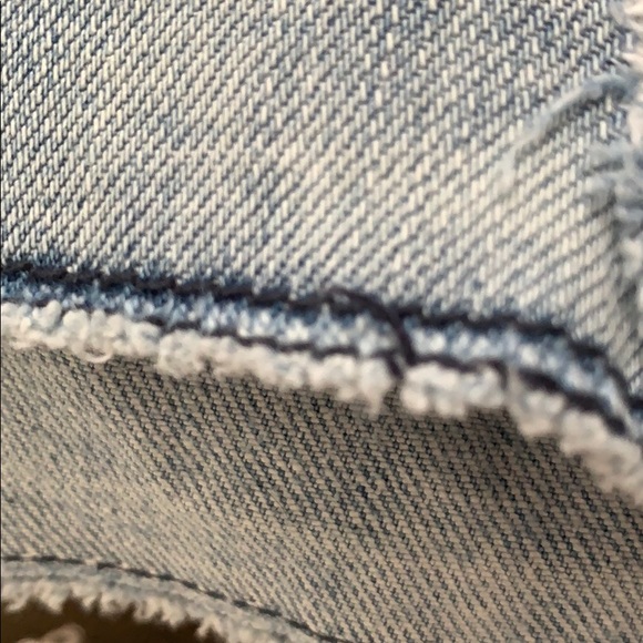 LONDONJEAN Ripped Shorts - Picture 5 of 5